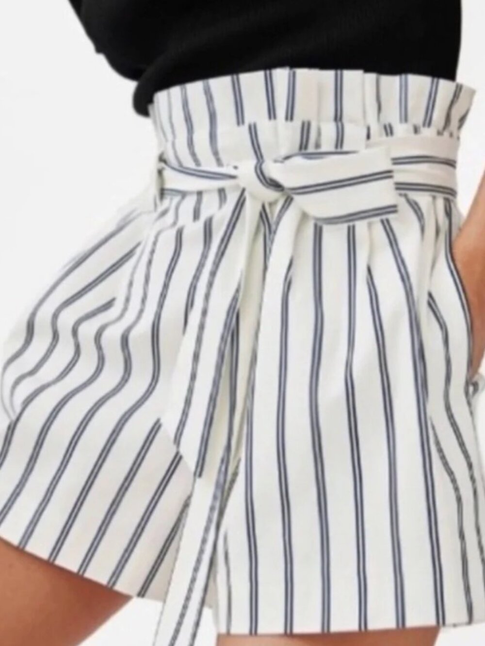 Zara trf Paper Bag Shorts XS